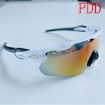 激安オークリーコピー