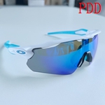 激安オークリーコピー