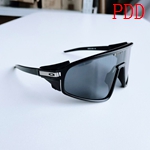 激安オークリーコピー