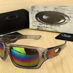 激安オークリーコピー