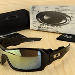 激安オークリーコピー